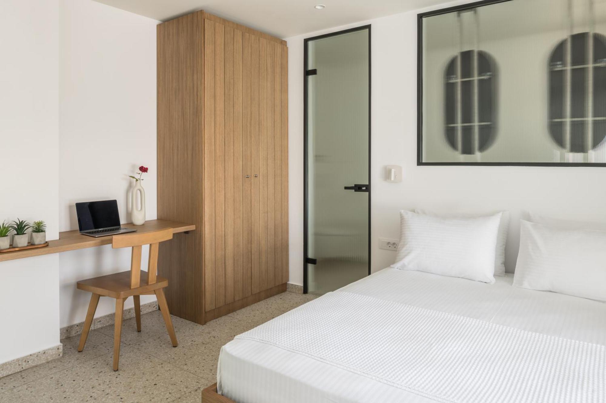 Okeanos Hotel Vourkari Ngoại thất bức ảnh