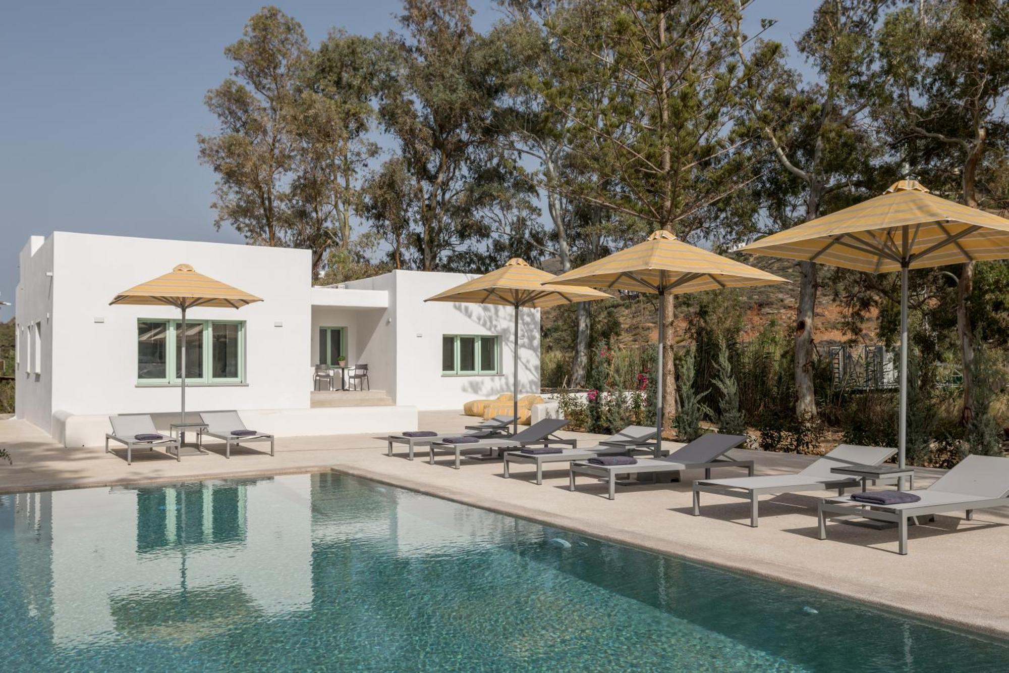 Okeanos Hotel Vourkari Ngoại thất bức ảnh